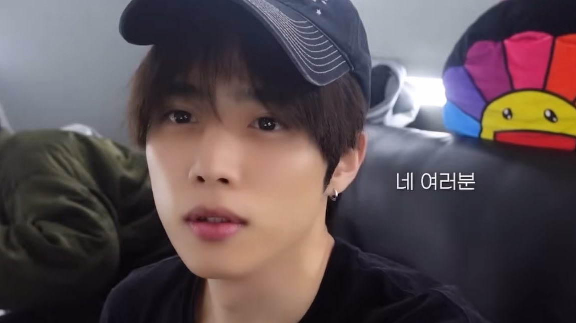 swofthemoment's tweet photo. 하하하하하하하하 https://t.co/oEUpQRPL91
