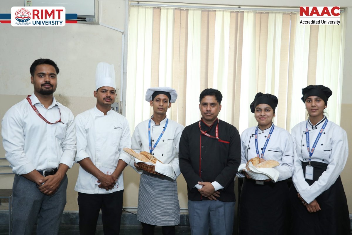 RimtUniversity's tweet image. RIMT’s Hotel Management Dept hosted an amazing Artisan Bread Making Workshop with Chef Shubham from Radisson Blu, Jalandhar! Students got hands-on with sourdough, proofing, and baking—blending skill with passion. #RIMTUniversity #BreadMakingWorkshop #FutureChefs #CulinaryArts