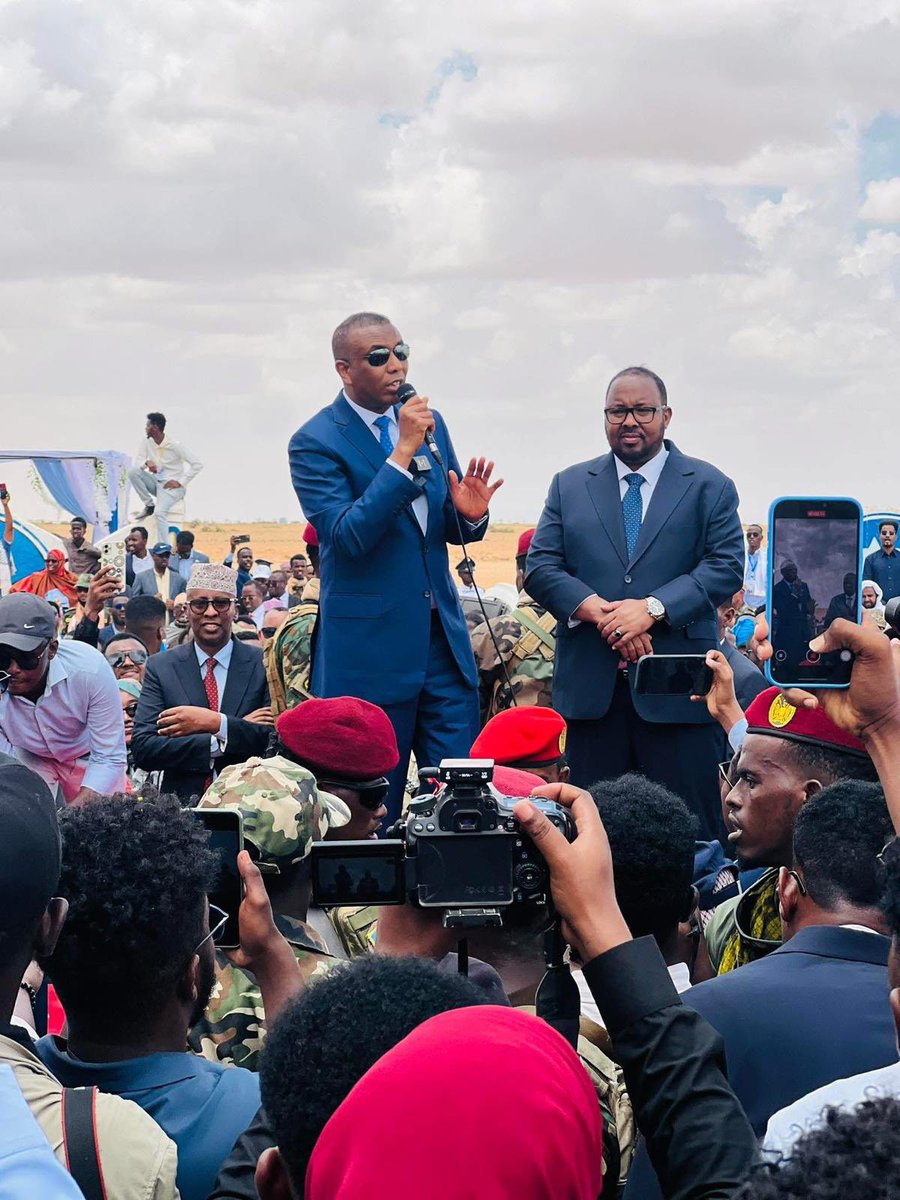 NortheasternWB's tweet photo. Historic Day in Lasanod

Today, SSC-Khaatumo proudly welcomes His Excellency Prime Minister Xamse to Lasanod, marking the first official visit by a Somali Prime Minister to SSC-Khaatumo 

His Excellency Abdikadir Aw-Cali, President of SSC-Khaatumo, received the Prime Minister and his high-level delegation with great honor, reflecting the spirit of unity and mutual respect that defines this new chapter in our nation’s journey.

Over the next two days, the Prime Minister and SSC-Khaatumo leadership will engage in high-level discussions focused on peace, development, and regional integration. The visit will also feature the launch of key development projects aimed at transforming infrastructure, healthcare, and education across SSC-Khaatumo.

This visit is not just symbolic, it is a powerful step toward national unity, inclusive governance, and a brighter future for all.

#SSCKhaatumo #Somalia #Lasanod #HistoricVisit #Development #Unity #PMXamse