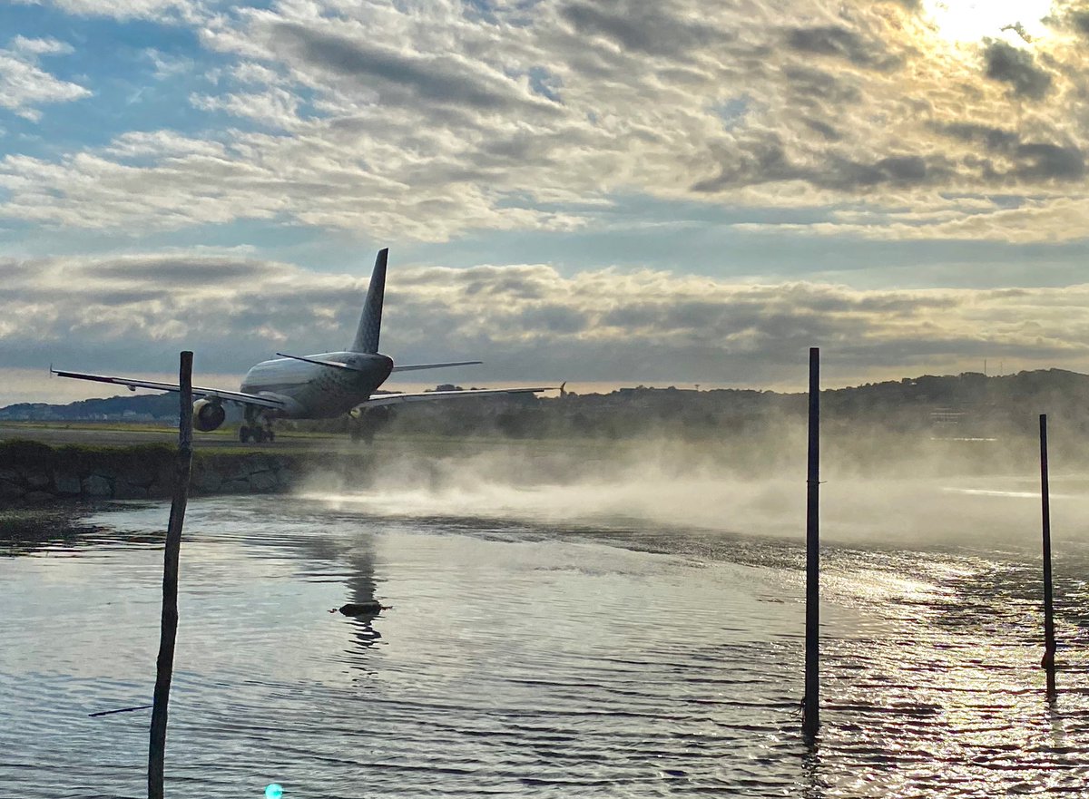 Donosti Aeropuerto tweet media