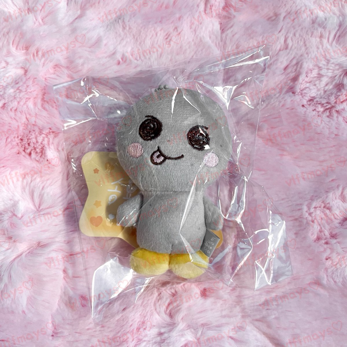 vlffmayshop's tweet photo. 🪨 แจกดลลี่ 8cm

🤍 𝗿𝘁 + 𝗳𝗼𝗹𝗹𝗼𝘄
☁️ ประกาศ 14/4 18:00

#ตลาดนัดriize #ตลาดนัดน้องข้าว https://t.co/T9aFAsH0Kn