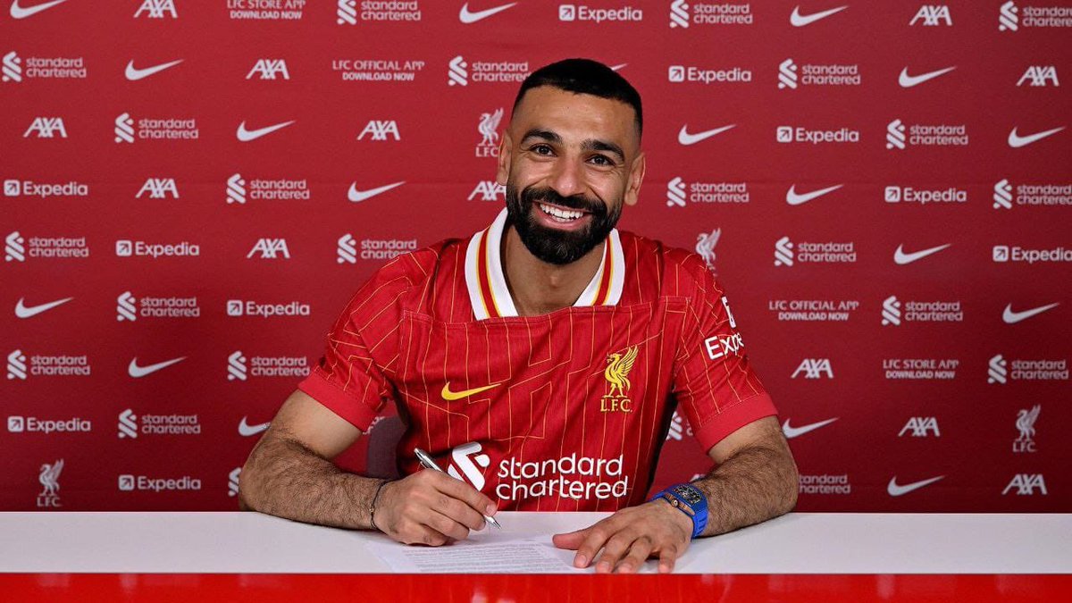 ATk_aladdin's tweet photo. عاجل و رسمياً :
🚨🚨🚨🚨🚨🚨🚨🚨🚨🚨🚨🚨

#ليفربول يعلن تجديد عقد النجم المصري #محمد_صلاح حتى عام 2027 👑🔥 https://t.co/uCKQih6Gob