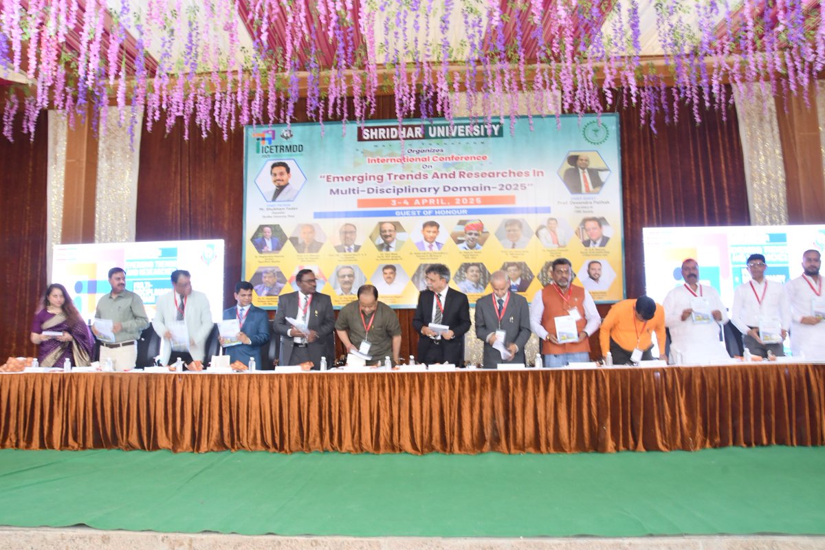 Shridharuni's tweet photo. Shridhar University hosted an International Conference on Emerging Trends and Research in Multidisciplinary Domain on April 3–4, 2025.
A vibrant platform for knowledge sharing, innovation &amp; collaboration across disciplines!
#InternationalConference #Research #ShridharUniversity https://t.co/05ZJb453UW