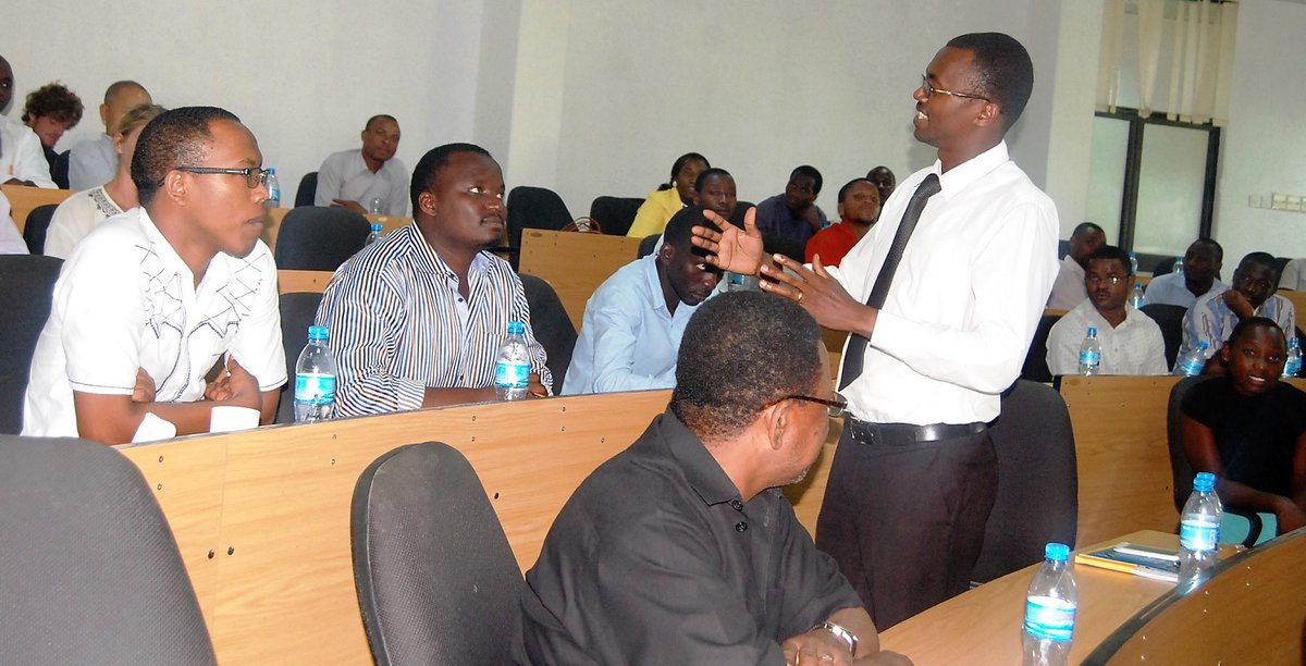 📚 5 lessons for #FutureOfWork 💡

1️⃣ Start early: Build skills into transition strategies.
2️⃣ Tailor training to each economy's needs.
3️⃣ Align education with industry.
4️⃣ Make lifelong learning accessible.
5️⃣ Support at-risk workers.
More: wrld.bg/rpf250Vvjgq