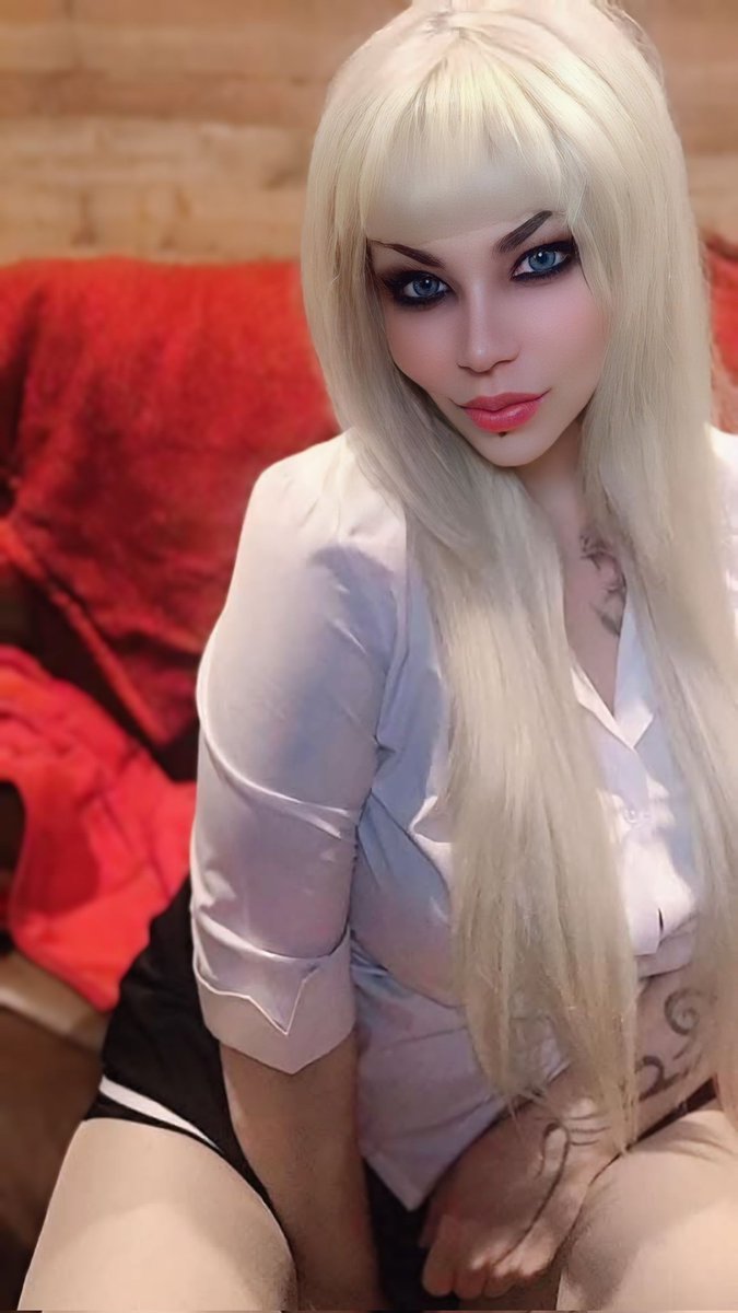 HighnessAmaya's tweet photo. Trying on a new wig! What do you think? ✨️
.
.
Sexy women findom send me gifts drain wallet human atm beautiful Brat https://t.co/dRW4FS9UpV