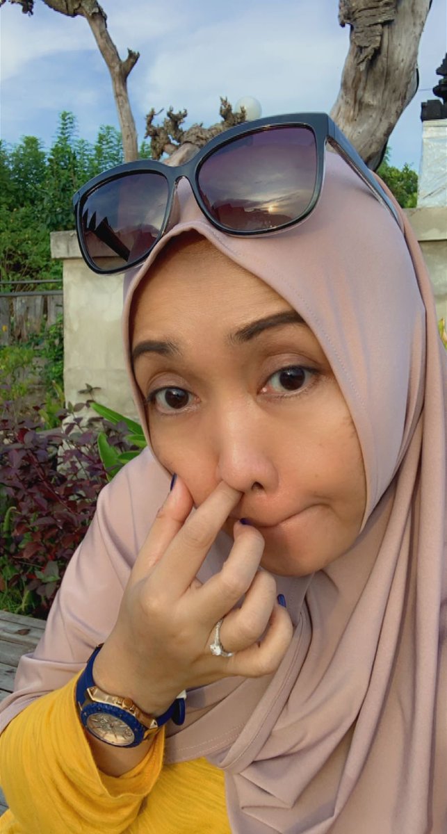 glomadher's tweet photo. QRT ini sama foto yang menurut kamu cakep banget.
#Ngupil https://t.co/7NpdR8Q2po