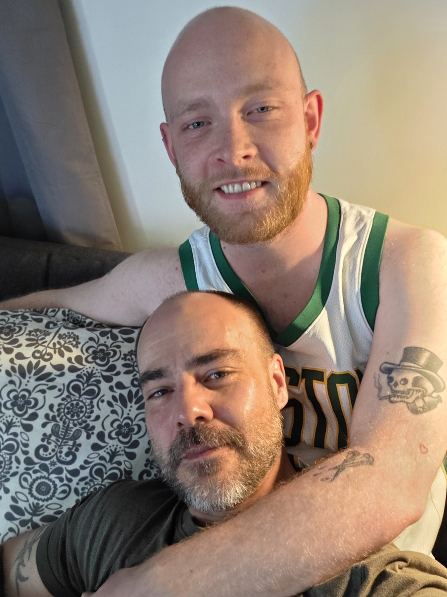 Two loads taken already for the birthday boy 😈😈😈😈
#cumswallow #bareback #gayporn