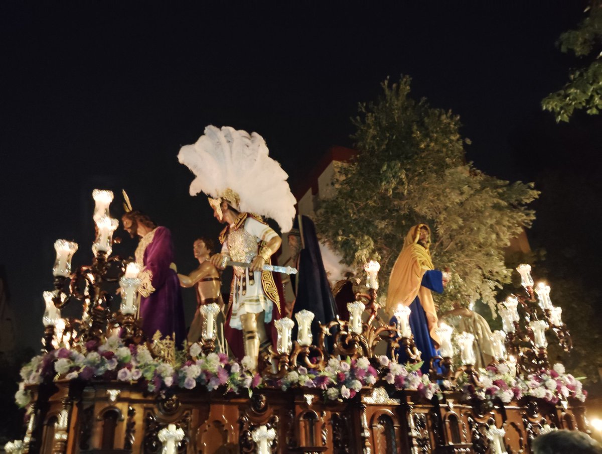 Día sevillano completito.