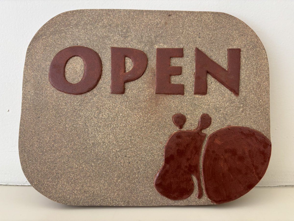 GALLERY HIPPO tweet media