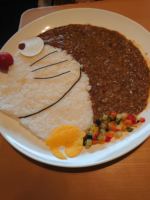 Fミュ久しぶりにきました!!
ドラえもんカレー美味しい✨ 