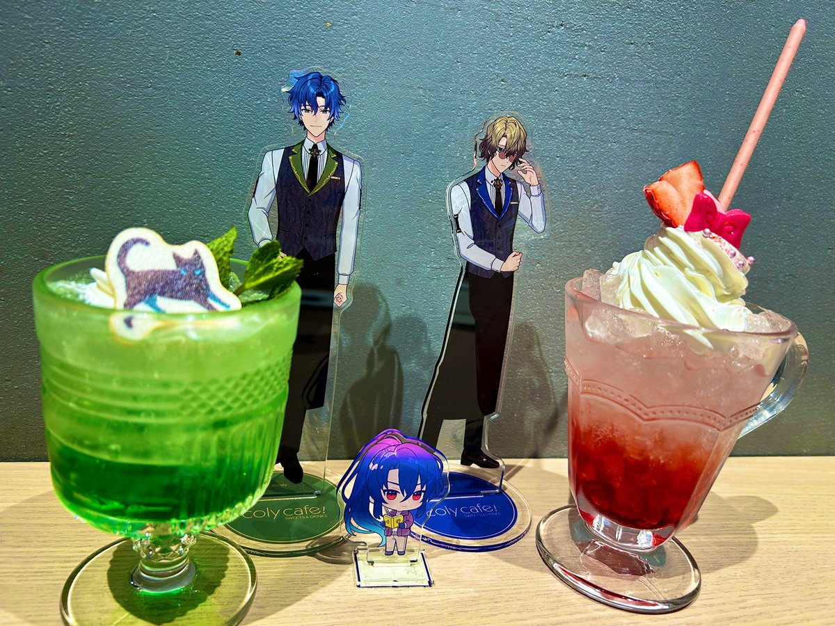 sittorisyun's tweet photo. 後半戦②
エイプリルフールのドリンク可愛い〜😊

#colycafe　#まほやく https://t.co/xy0sut5CO2