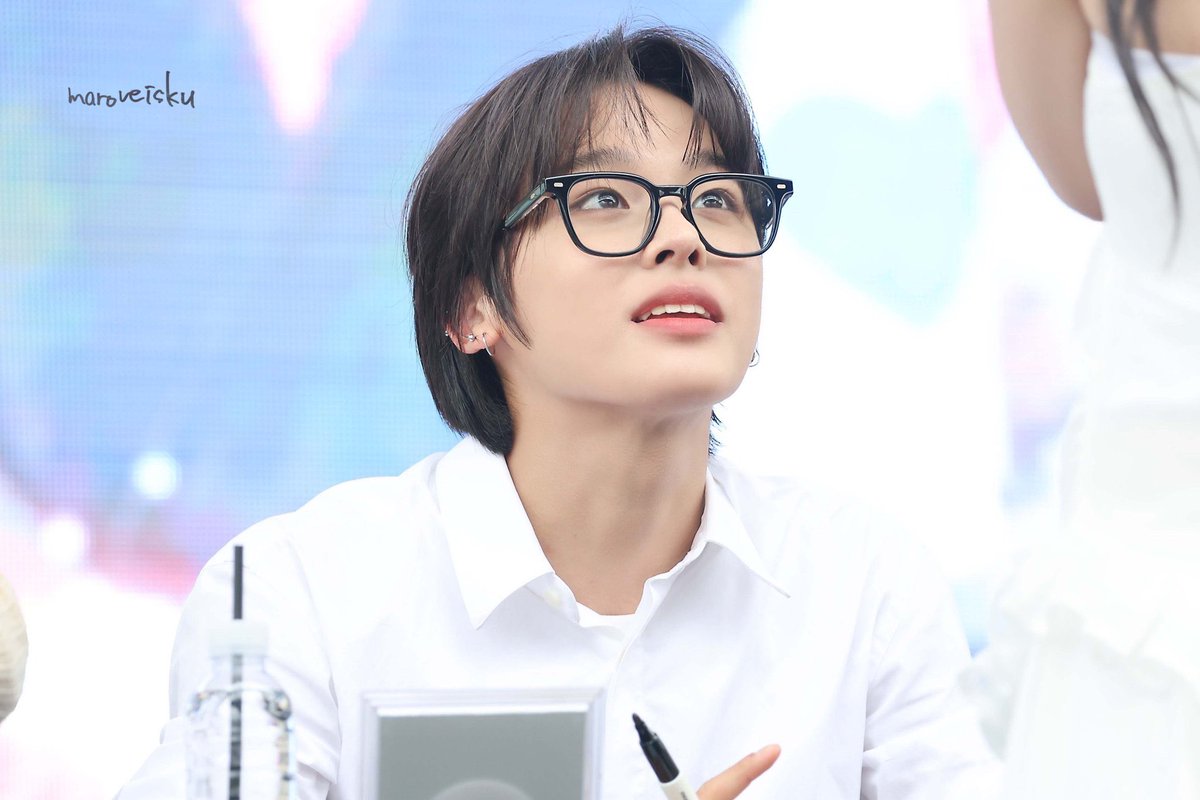 초쿠.. tweet media