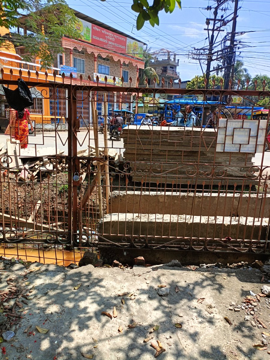 itz_abhro's tweet photo. On 17 march the entrance of our house was demolished to repair the drain/footpath &amp; today 12 April,this much development have occurred.We are suffering.Location: Ambicapatty,Samshan road point,Silchar.This is the pace of development? @himantabiswa @CMOfficeAssam @Dipayan_Silchar https://t.co/pvFMcWlEsc