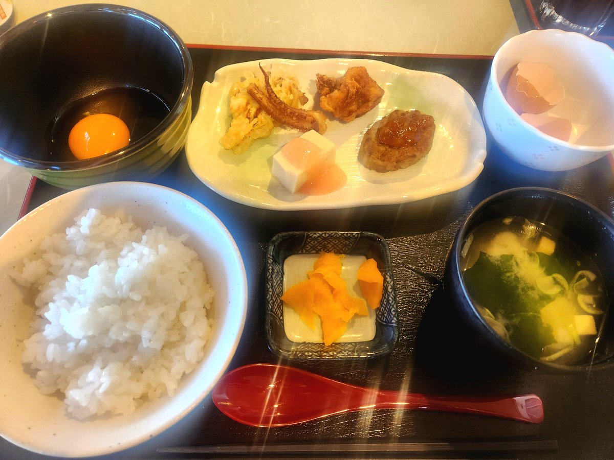 7odB5C7vvxbqPyc's tweet photo. ＃佐久市
＃道の駅ほっとパーク浅科
リニューアルオープンで今日からちゃたまや様が運営
早速🍴たまご高騰の昨今
たまご食べ放題定食✨すっかり沢山頂きました😋
卵が毎度の事ながらフレッシュでとても美味しゅうございました🐔【大安吉日】卵パワー✨ https://t.co/3p3M2tlgpU