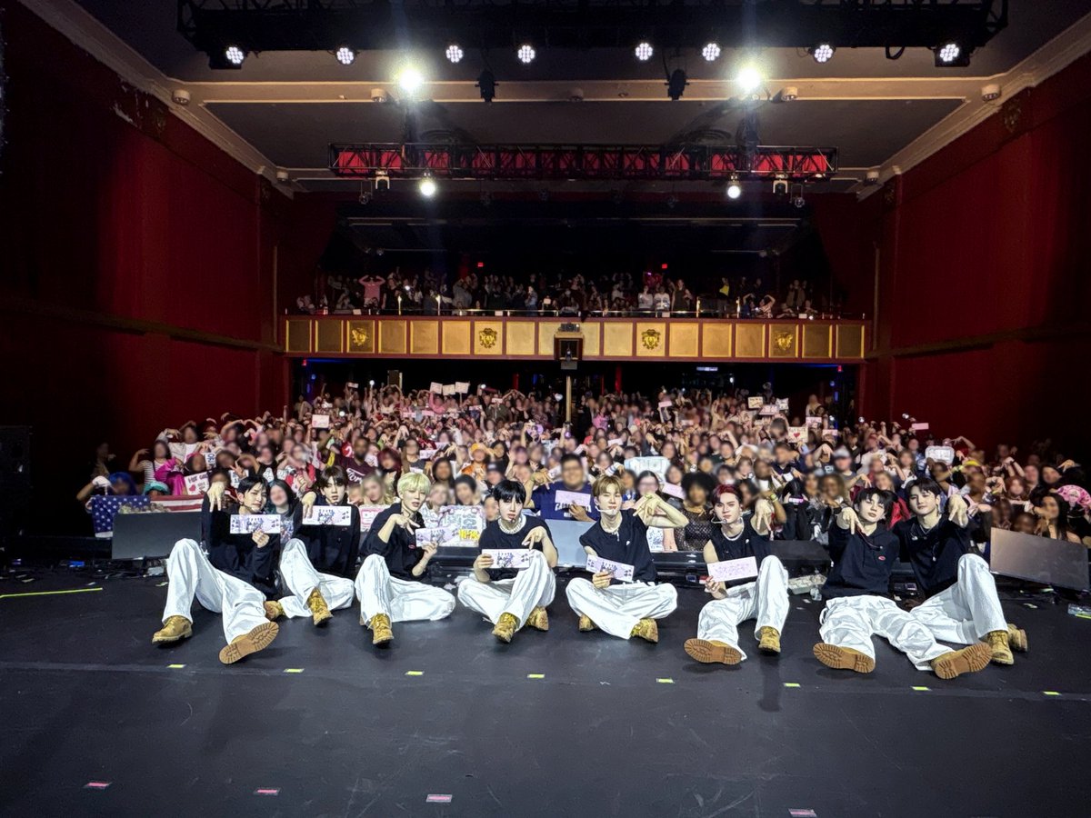 8TURN_official's tweet photo. [📷]
#오늘의턴_250412

Atlanta! Your energy was absolutely amazing!
고마워 TURNING! ❤️

#8TURN #에잇턴 #エイトターン
#8TURN1stWorldTour #8TURNRISE https://t.co/DsrF3FYBfG