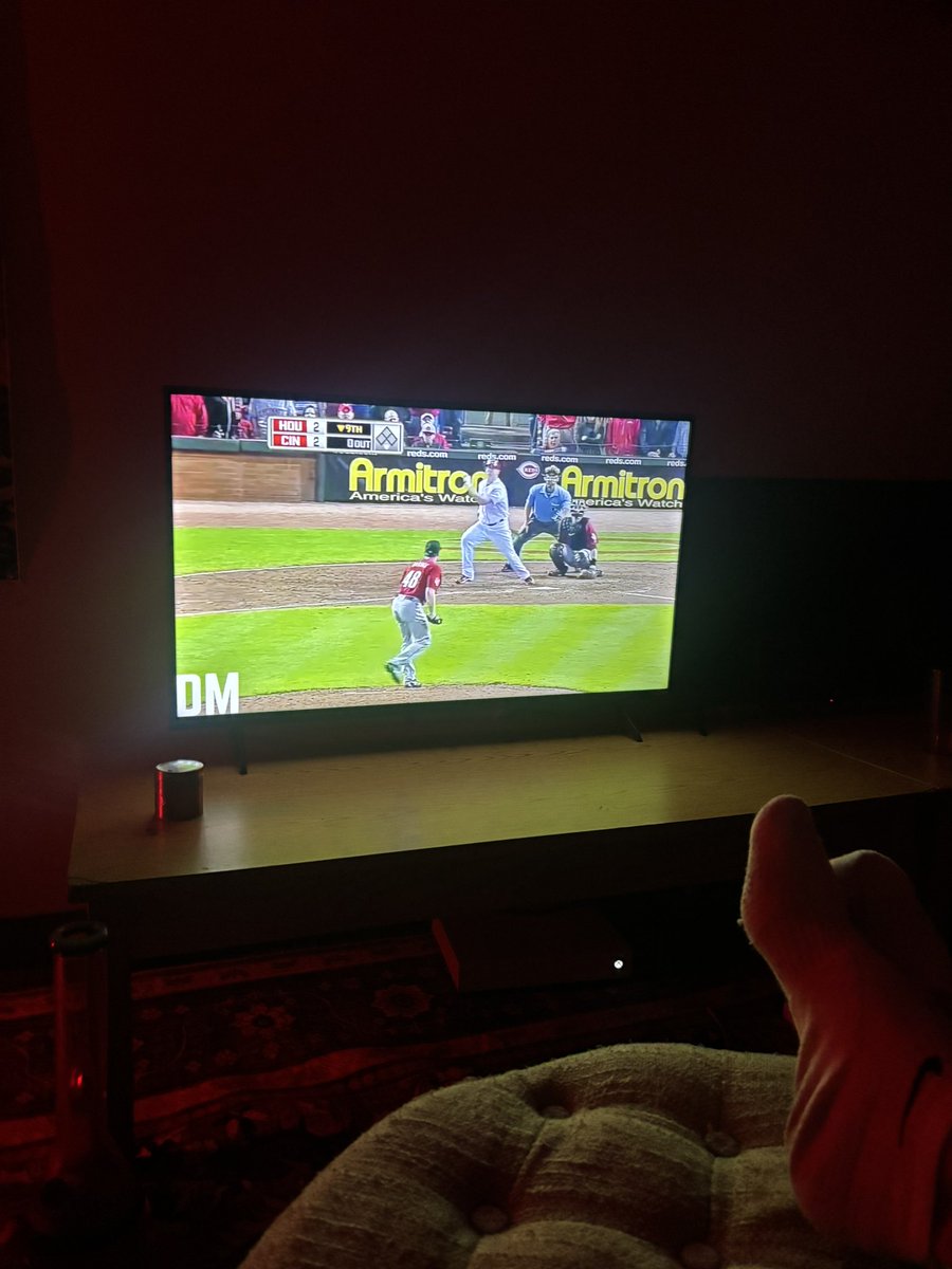 fishwithabigrod's tweet photo. How can you not be romantic about baseball? #jaybruce https://t.co/CfLSxJLrcs