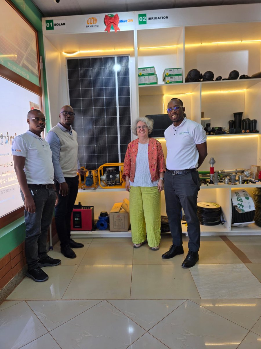sprinktech's tweet photo. Today, we had the pleasure of hosting the CEO of Ennos @sunlightpump , @sprinktech !
A powerful moment of collaboration, innovation, and celebrating women in engineering. Together, we're driving access to sustainable water solutions!
#WomenInEngineering #Ennos #Sprinktech #SolarWaterPumps #SustainableFarming #Innovation #GreenTech #Empowerment