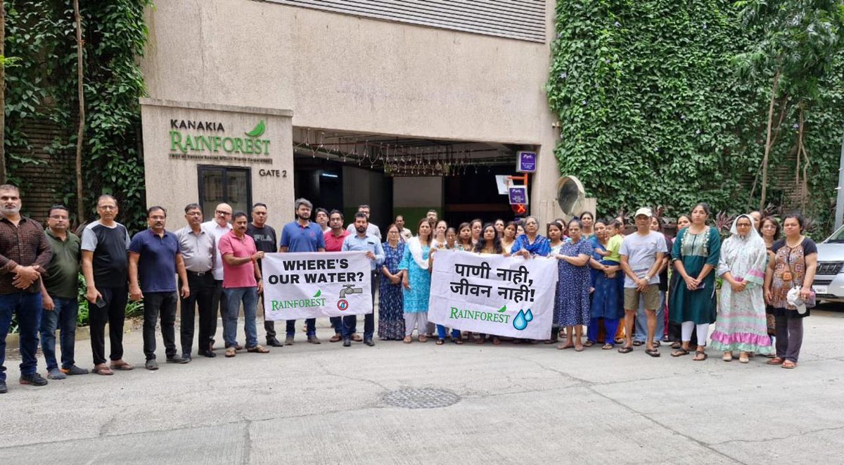 MGang08's tweet photo. #MumbaiWaterCrisis @mybmc PLEA FOR HELP🙏🏻.
**No tankers and barely any BMC water** Taps running dry during kids summer vacations. 600 tax-paying families at Kanakia Rainforest, Marol Andheri (E) grappling with Water Crisis. Please help. https://t.co/mQdutIQYEb