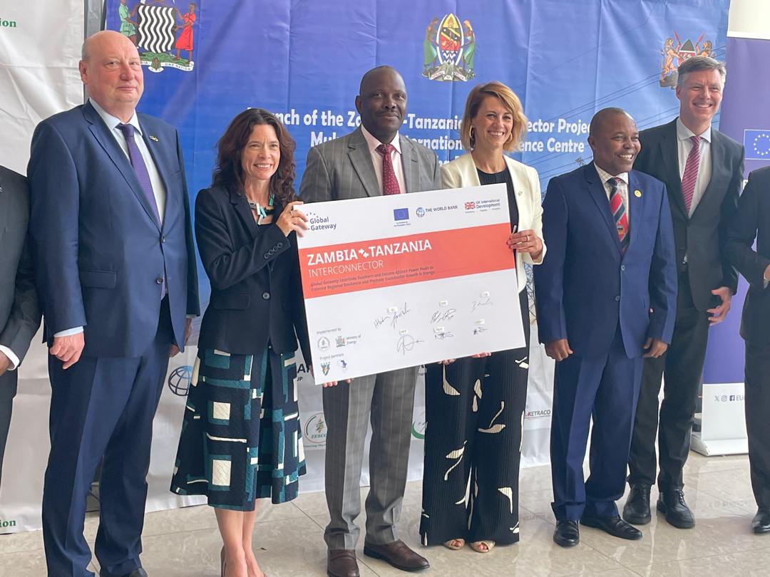 🇬🇧 Proud to launch the Zambia-Tanzania interconnector yesterday with Zambia  🇿🇲 EU 🇪🇺 and <a href="/WorldBank/">World Bank</a> 🌍. The project will enable power trade between Eastern and Southern Africa improving energy resilience and stability