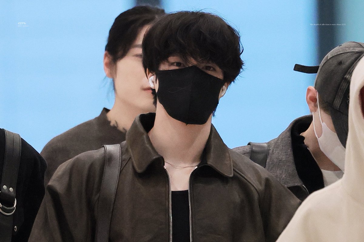 morethan423_jn's tweet photo. 250412 GMP🛫

#제노 #JENO #ジェノ 
#엔시티드림 #NCTDREAM https://t.co/anUz0To7ru