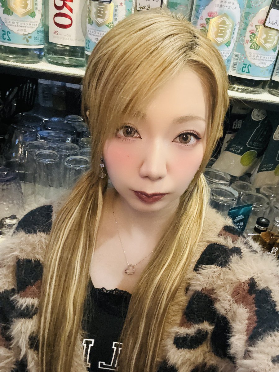 chise31's tweet photo. 刺身〜おすし〜
サーモン

食べたい…

#酒ヤクザ
#北区
#赤羽
#スナック
#ママ
#食欲 https://t.co/CNp2MsIPLR