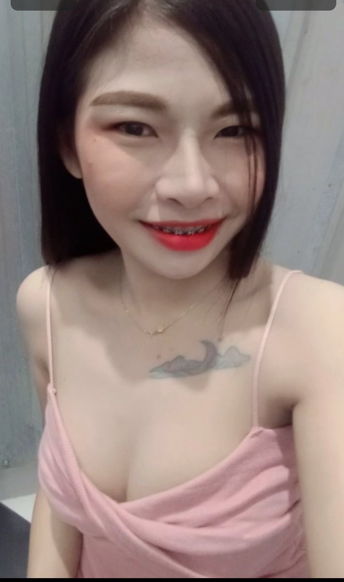 ThingN25790's tweet photo. ระหว่างคนที่บอกให้ ‘’ กินข้าวด้วยนะ ‘’
กับคนที่บอกว่า ‘’จะมารับเราไปกินข้าวด้วยกันนะ‘’

แน่นอนว่าเราเลือกคนที่จะพาไปกินเบียร

#ศรีสะเกษ https://t.co/eLBl7Lx8Eo