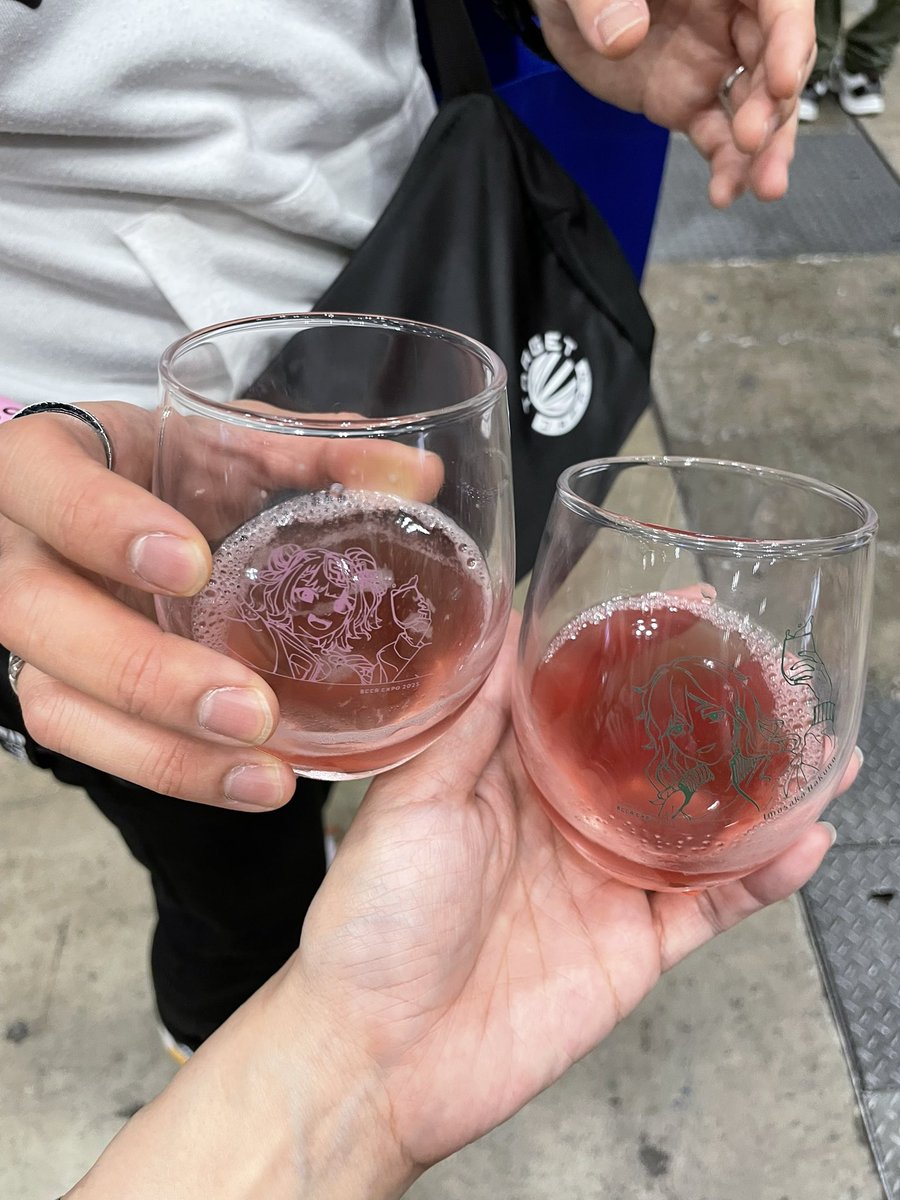 RiryuKh's tweet photo. ビアフェスにきたー！
日本国内外色々なビール飲めて楽しー！
でもトイレ列ながーい！ https://t.co/Qs94HEzuhv