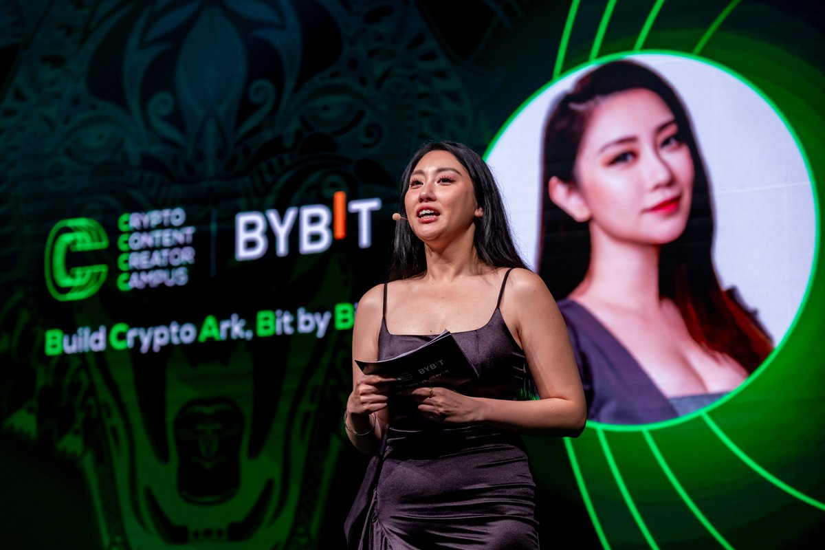 CCCCampus's tweet photo. 𝗗𝗮𝘆 𝟮 𝗰𝗮𝗺𝗲 𝗶𝗻 𝗛𝗢𝗧! 🔥

Angela Huang brought the energy and kept the momentum rolling as she kicked off Day 2 of CCCC Bali! 

From early morning recaps to non-stop vibes — the stage was on fire! Let’s keep the hype alive! ✨

#CCCC2025 | #CCCC2025Bali https://t.co/zvTZhJoA2w