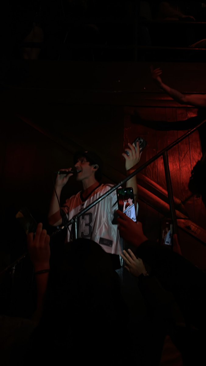 <a href="/surfistasdelsis/">Surfistas Del Sistema</a>