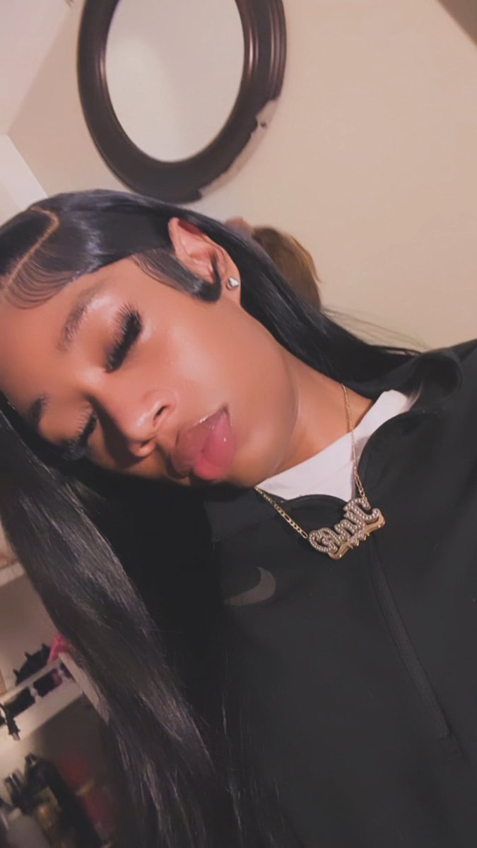 theonly1CEO_'s tweet photo. Give a pretty girl what she want💎🥰! https://t.co/Cfl0MHS2dT