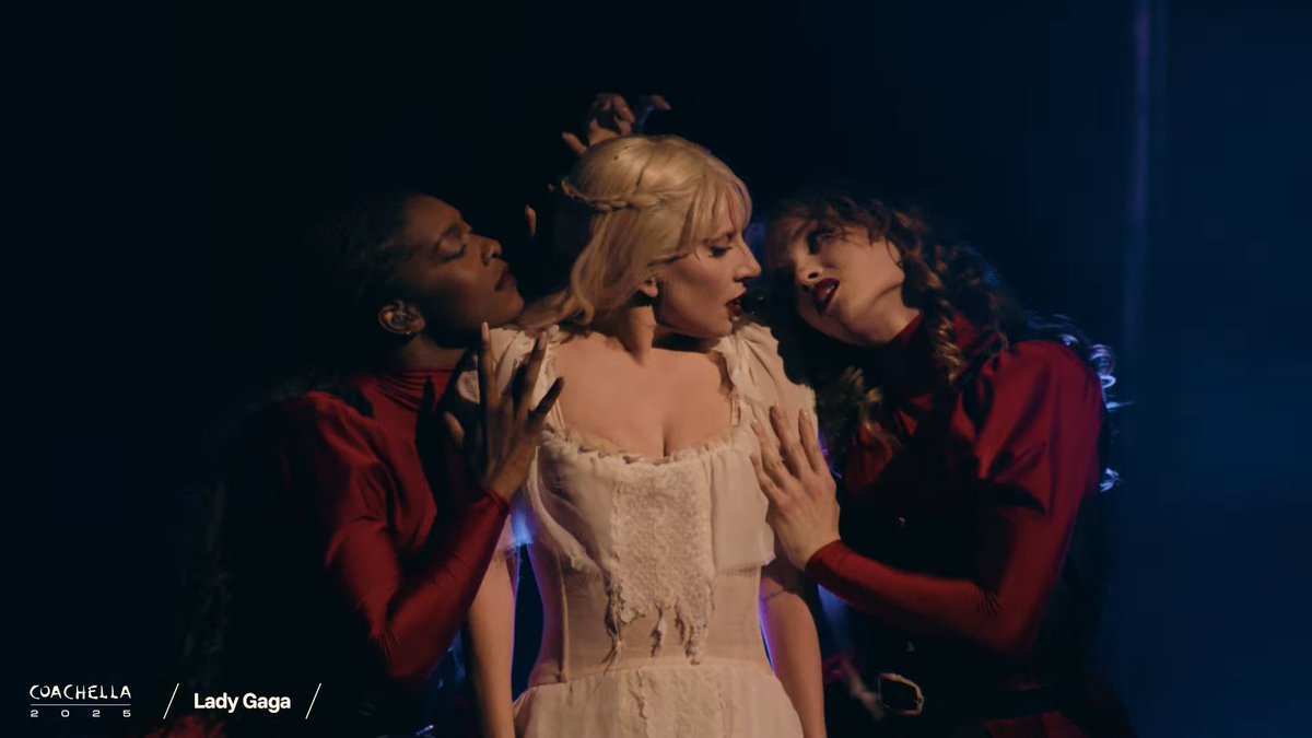 dollopgaga's tweet photo. Lady Gaga performing The Beast at exactly 11:59 HOLY FUCK https://t.co/noKk8S9C69