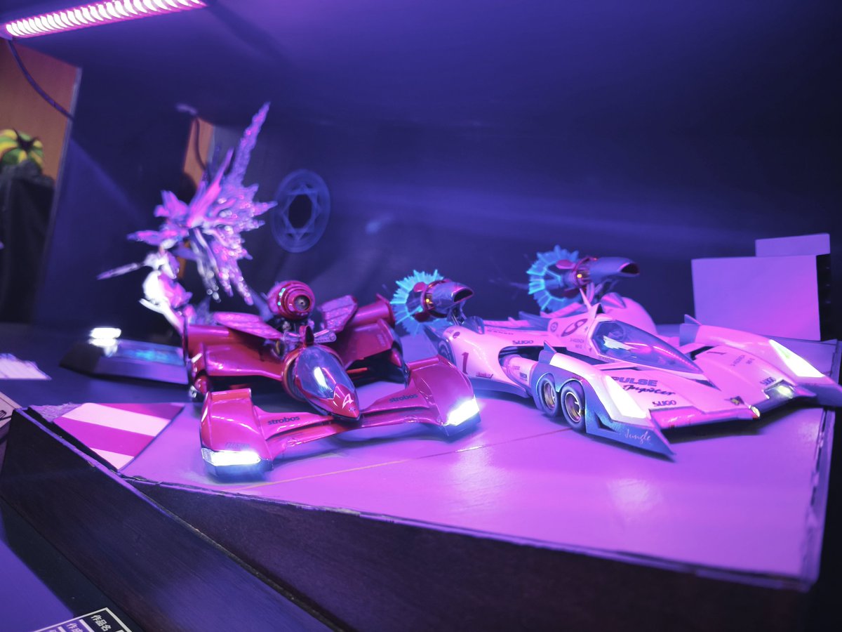 hiroponhapiness's tweet photo. サイバーフォーミュラも。
アスラーダは勿論、新条さんのイシュザークの考証が凄い！！ https://t.co/J0tv29Xrh0