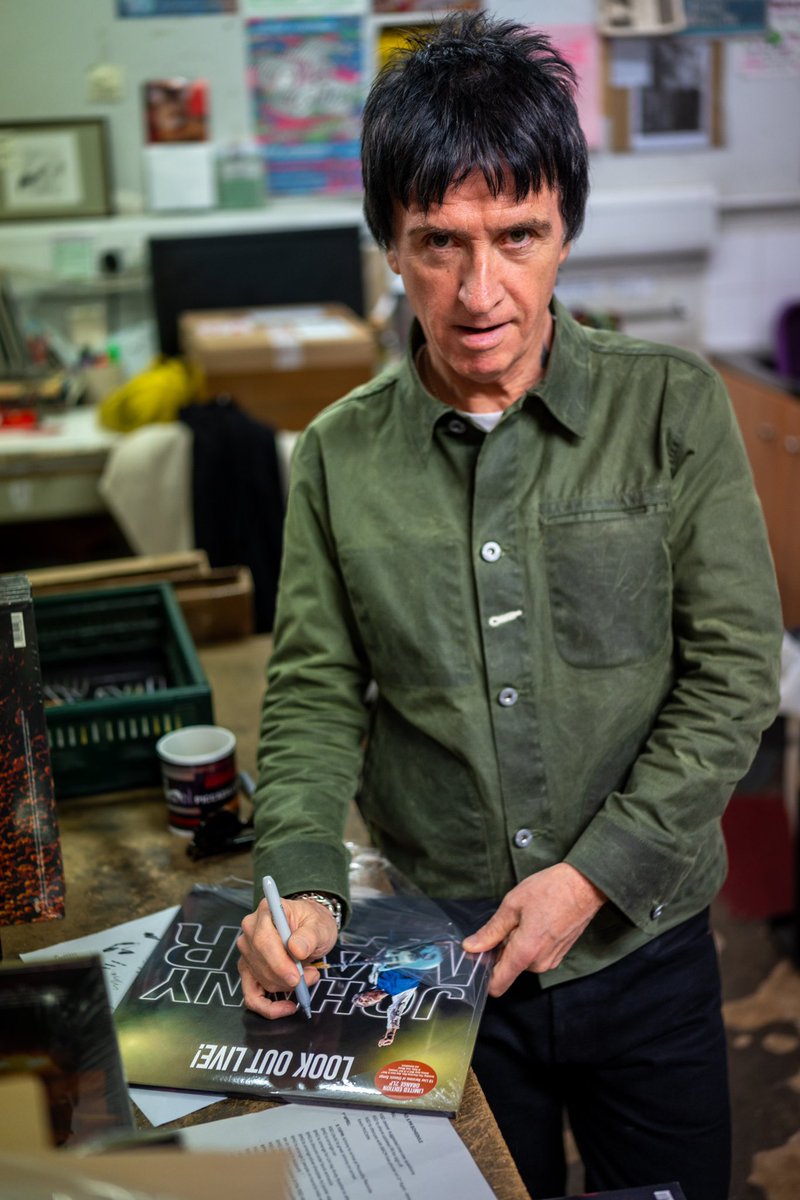 Johnny Marr tweet media
