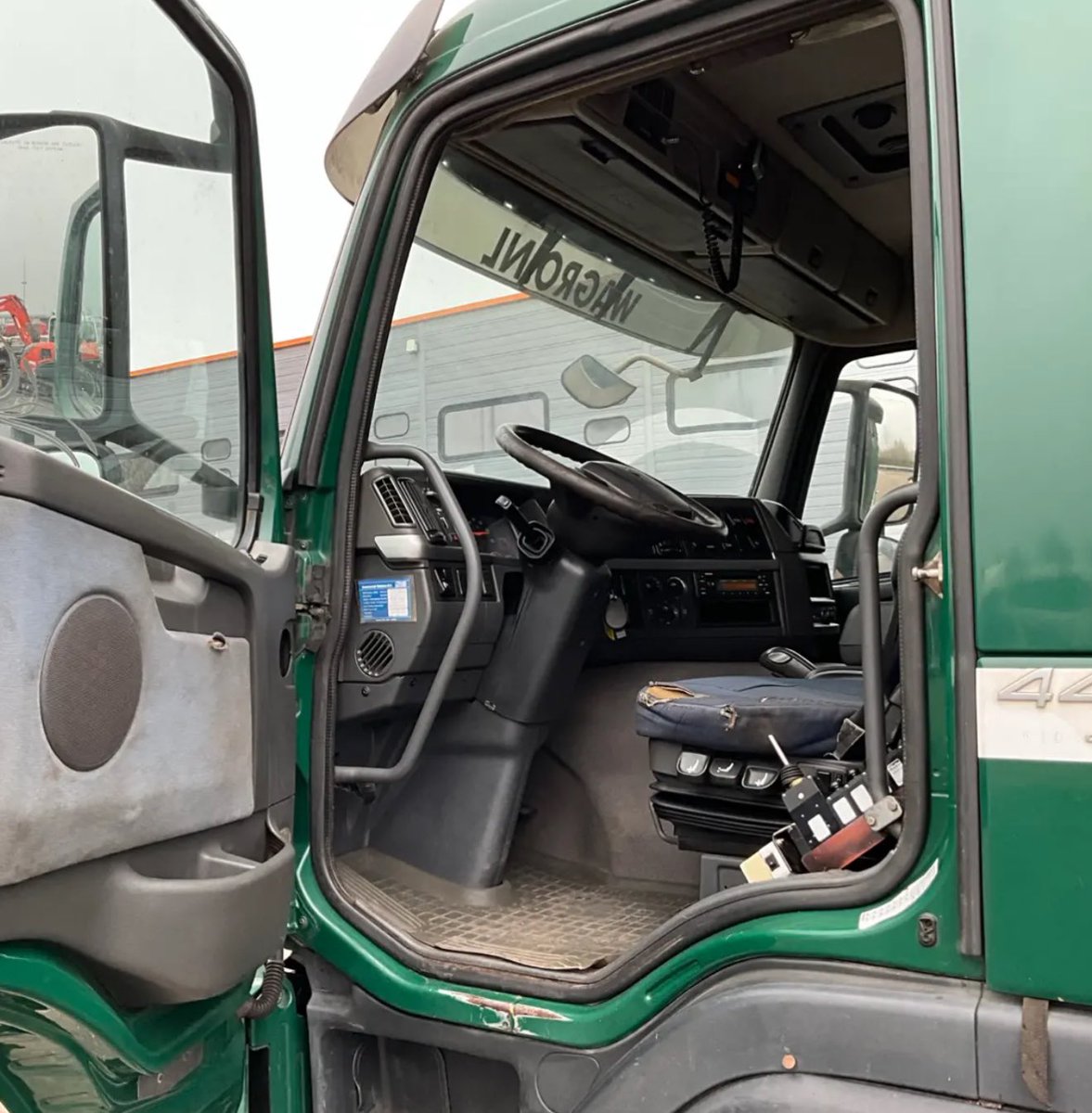 imo_romanus's tweet image. if you are interested in this truck it will cost you only

 {38m}

to Lagos this truck has low km

With a powerful engine 
Reach out to me on +31621425246
#followerseveryone #foryoupageviralシ゚
#fypシ゚ #foryoupage #virals #igbo