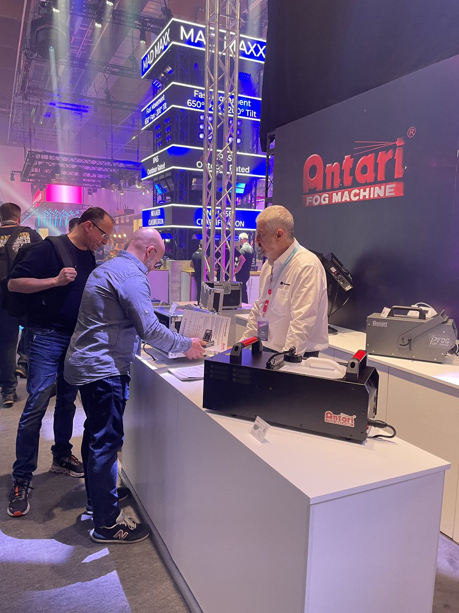 AntariOfficial's tweet photo. That’s a wrap from Day 2 to the last day! 🎉 Huge thanks to everyone who stopped by — so great to catch up with old friends and meet new ones. 

You made it an amazing show! Can’t wait to see you again next year!

#antari 
#fogmachine
#specialfx https://t.co/gom1ClWi5P