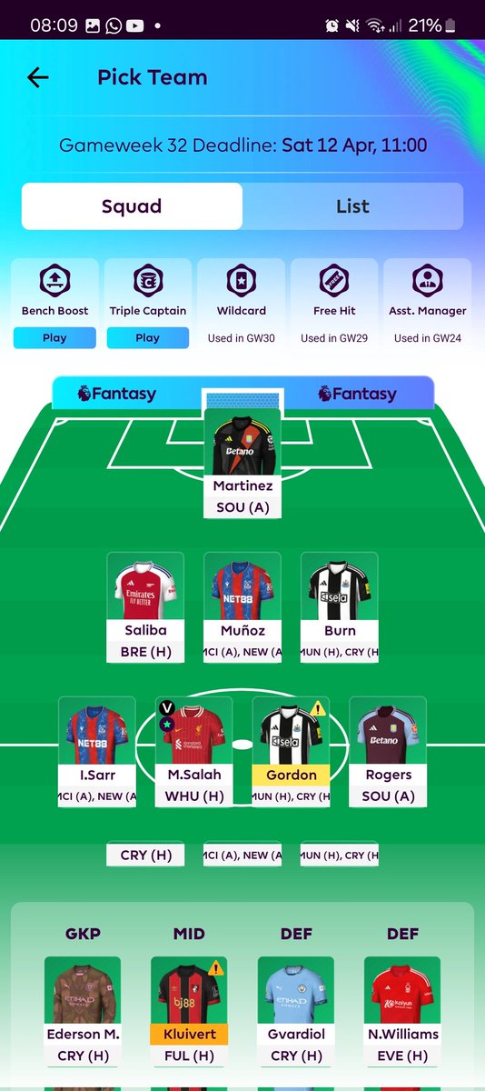 garymcdevitt67's tweet photo. @FPLTom_ Hi Tom, I have 3 subs available...I'm thinking Gordon to Murphy and Kluivert to Merino. What do you think? Cheers mate https://t.co/AM2EXKSddY