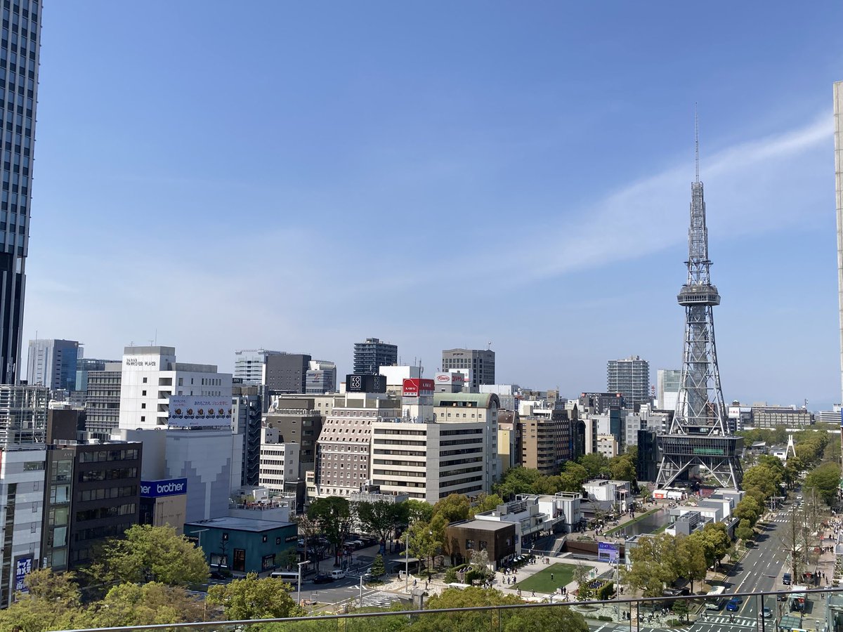 ugachanblog's tweet image. こんにちは
明日天気が悪そうなので
栄に出かけしました
葉桜でしたが風情があって綺麗😊
服装も難しい季節
体温調整てきる1枚あるといいですね
素敵な週末をお過ごしください
帰ったら簿記勉に取り組みます
アウトプットで理解力を確認し
再度ふくしままさゆき先生の動画
インプットを繰り返します