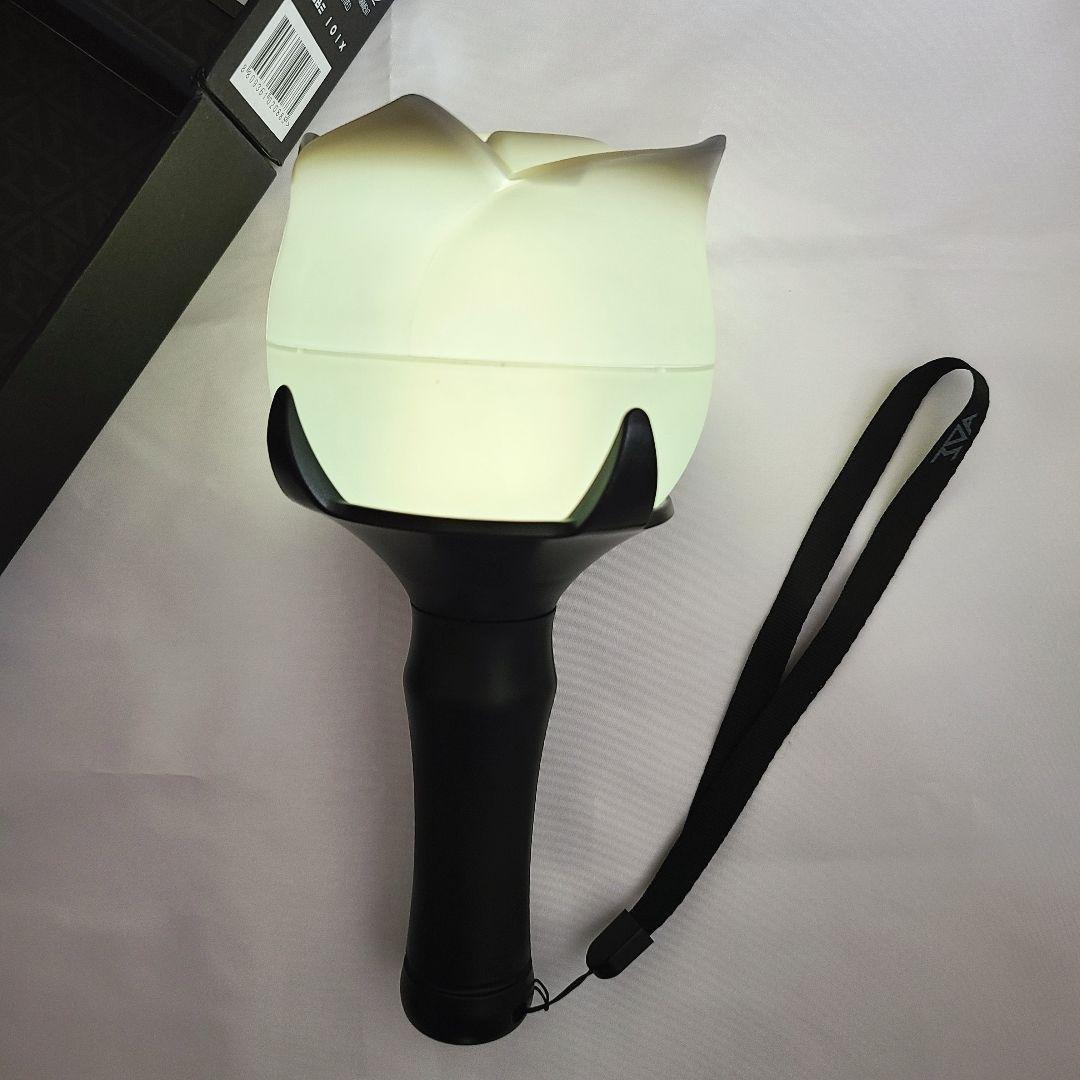 firelight01x's tweet photo. WTS B2ST/BEAST/HIGHLIGHT OFFICIAL LIGHTSTICK ROSEBONG VER.2
📌 on hand
💌 DM if interested 
[help rt, thank you!] 
#pasarhighlight #pasarbeast #pasarb2st #pasar2ndgen https://t.co/AkxE4bVP8c