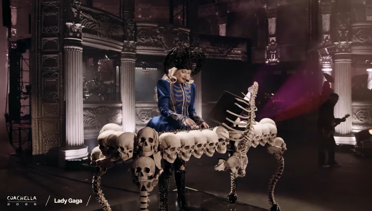 This is me!! ARE YOU KIDDING!!! This is everything! #GAGACHELLA #Coachella