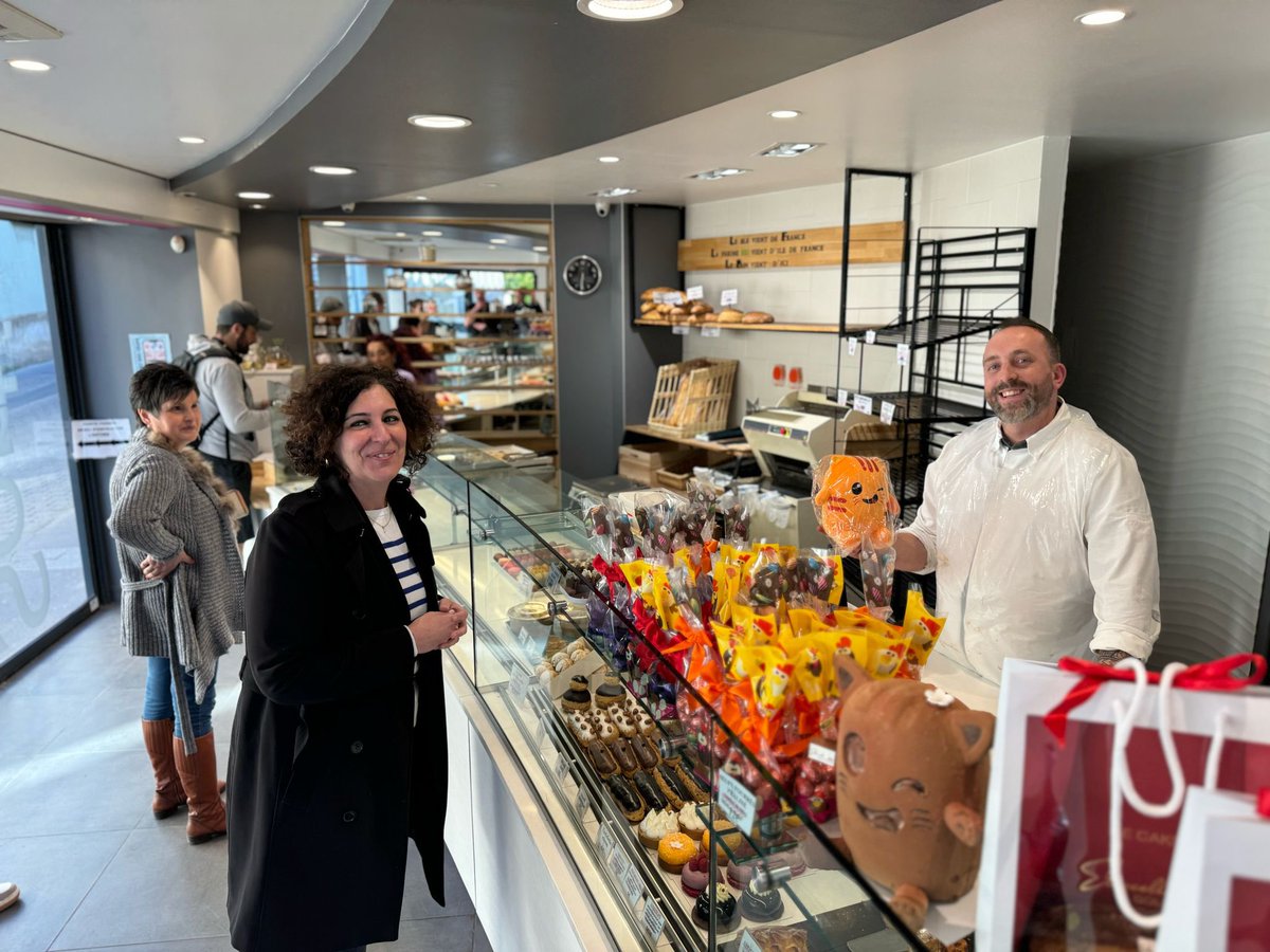 Nadege Azzaz tweet media