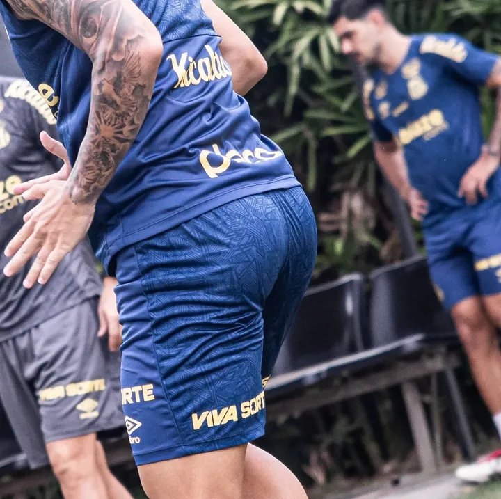Netuno1953098's tweet photo. Vontade de meter bem gostoso nessas bundas 🔥🍑 https://t.co/okVvao9n2W