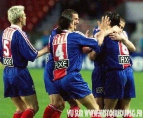 Archives #PSG (@maillotspsg) on Twitter photo 12/04/1998. Un but en tout début de match suffit au #PSG pour écarter l'<a href="/EAGuingamp/">En Avant Guingamp</a> et se qualifier en finale de Coupe de France : 1️⃣-0️⃣
⚽️ Maurice
🔗 histoiredupsg.fr/psg-guingamp-1…
🎦 youtu.be/PTxlWjoV6G0 12/04/1998. Un but en tout début de match suffit au #PSG pour écarter l'<a href="/EAGuingamp/">En Avant Guingamp</a> et se qualifier en finale de Coupe de France : 1️⃣-0️⃣
⚽️ Maurice
🔗 histoiredupsg.fr/psg-guingamp-1…
🎦 youtu.be/PTxlWjoV6G0