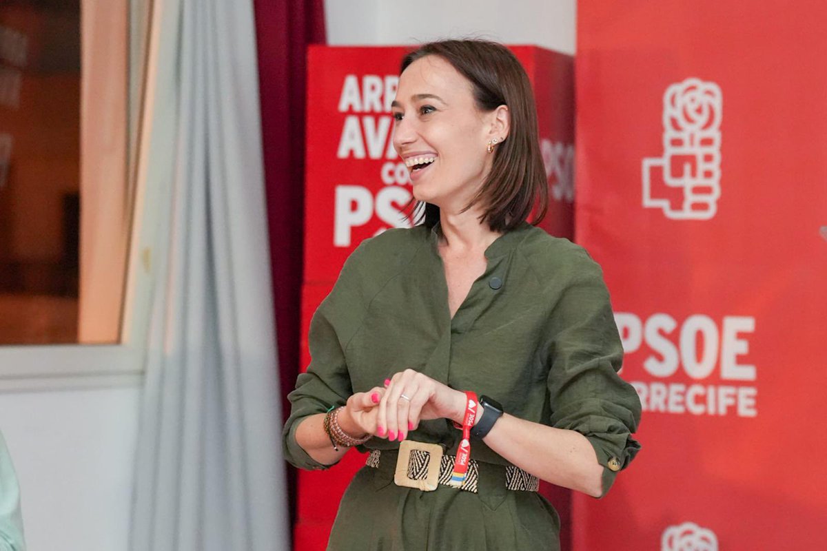 Anoche pude asistir a la asamblea del PSOE de Arrecife, enhorabuena a Alfredo Mendoza y a toda la agrupación local, este partido se construye desde aquí.❤️🌹 
<a href="/PSOEArrecife/">PSOE Arrecife</a> <a href="/psoelanzarote/">PSOE Lanzarote</a>