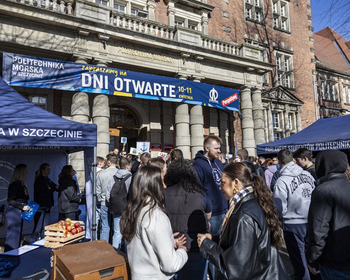 Politech_Morska's tweet photo. Dziękujemy uczniom i ich opiekunom, którzy odwiedzili nas podczas Dni Otwartych 2025, #dniotwarte #szczecin #politechnikamorska więcej >> https://t.co/02FBbJfZBR https://t.co/kLSK86CAzy