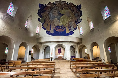 parisladouce's tweet photo. Paris : Église Jeanne de Chantal, lieu de culte caractéristique de la première moitié du XXème siècle, porte de Saint Cloud - XVIème
https://t.co/qYdw8Tg6yR
#paris #paris16 #portedesaintcloud #patrimoine #parispatrimoine #architecture https://t.co/8PAbUMx0ck