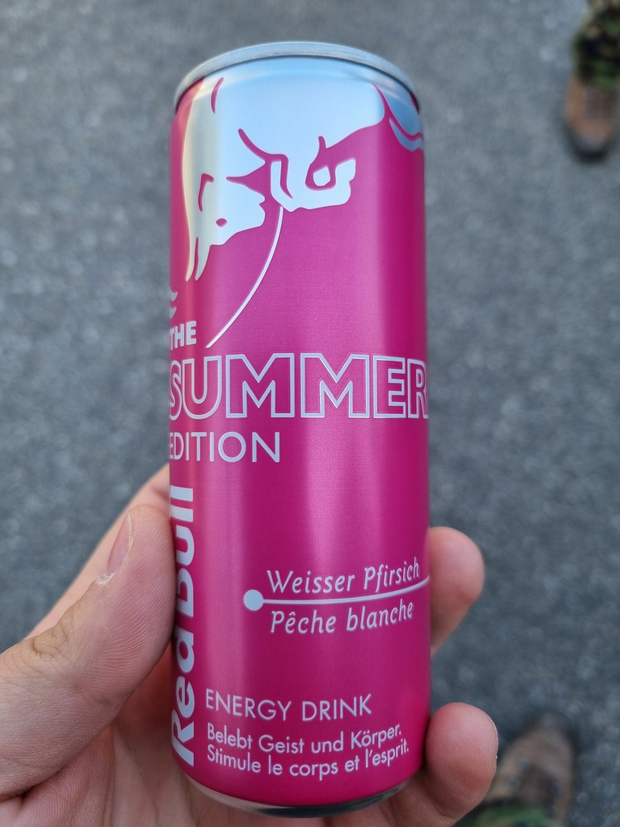 Der_Eisi_'s tweet photo. Neuer Tag Neues Redbull 
wieder mal ein starkes Redbull 
perfekt für den Sommer das bekommt ne solide 7/10 https://t.co/bEyjrHDOJH