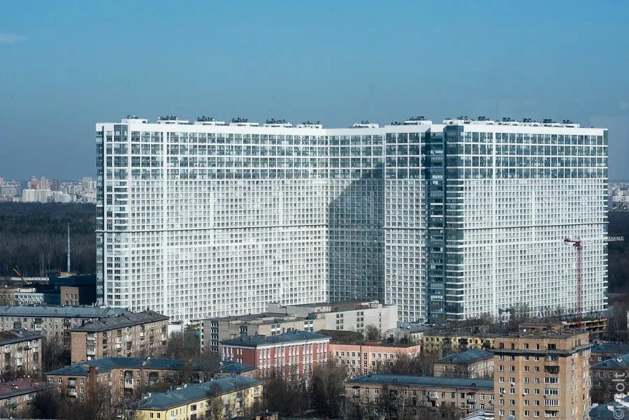 Igor027111's tweet photo. @the_shimponavt Нечто похожее есть в районе Аэропорт, как раз вчера был около этого дома. Он ужасен и рядом очень некомфортно. ЖК Аэробус. https://t.co/GSu6xY6FPO