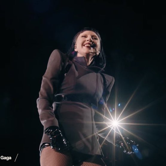 LaurenMcMillen's tweet photo. this!!!!! picture!!!!!!! her!!!!!!! happiness!!!!!!!!!!!!!! https://t.co/9hW8NTqOXd
