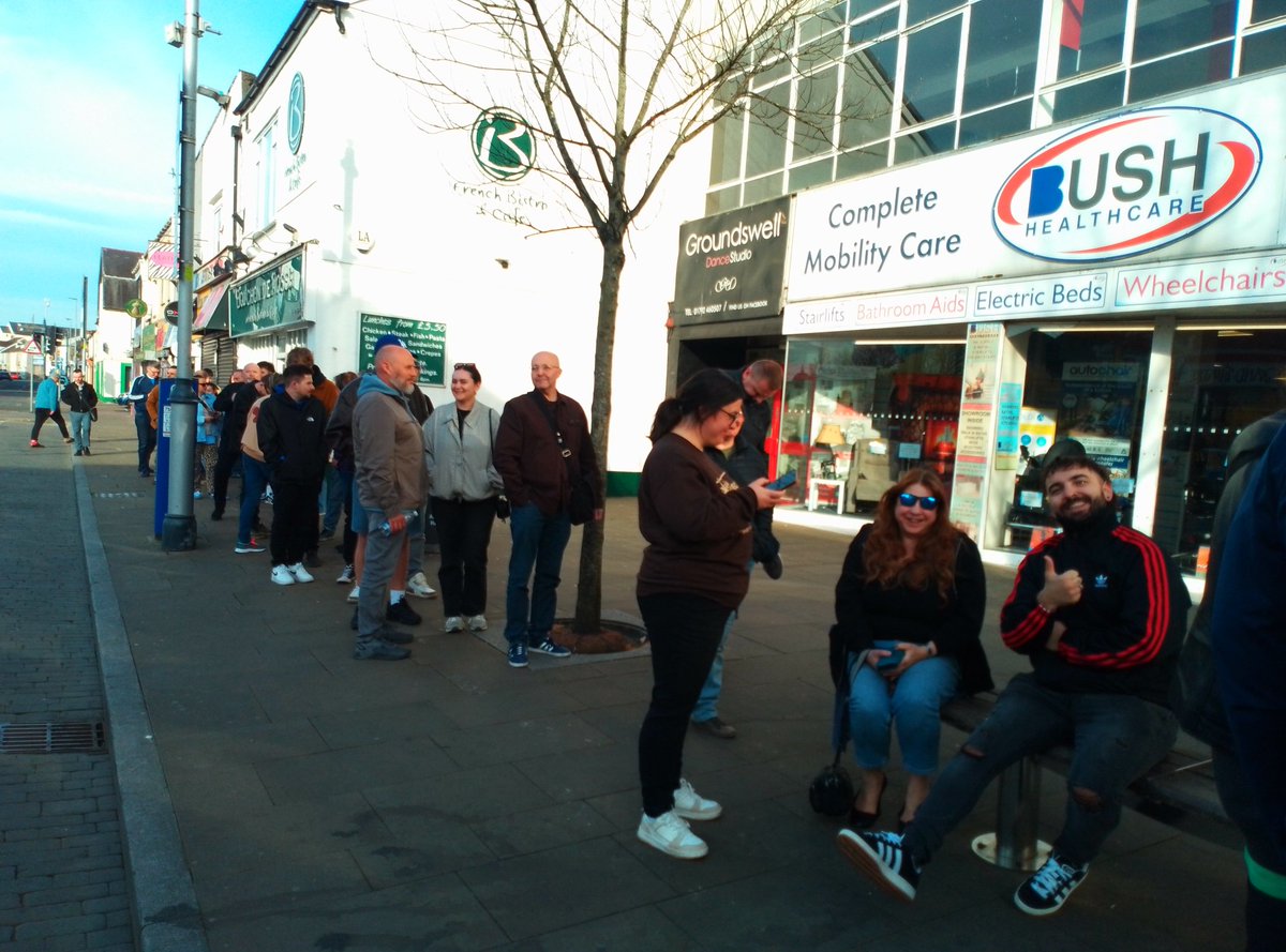 Derricks Music (@derricksmusic) on Twitter photo Morning all and here we go again <a href="/RSDUK/">Record Store Day UK</a> queue is in place and ready to go <a href="/AudioT_Swansea/">AudioT Swansea</a> Morning all and here we go again <a href="/RSDUK/">Record Store Day UK</a> queue is in place and ready to go <a href="/AudioT_Swansea/">AudioT Swansea</a>
