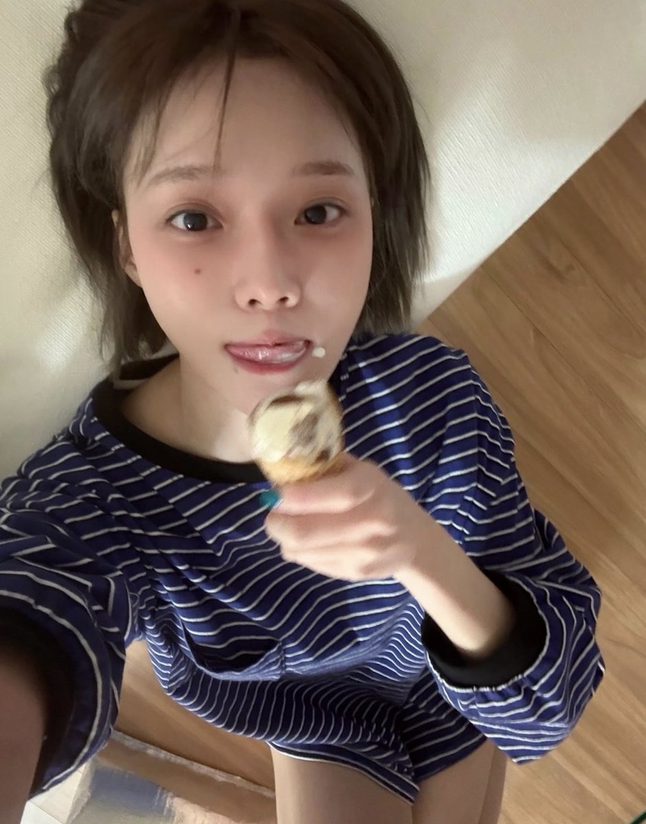 karwinfan's tweet image. they went to the same school of thirst trapping